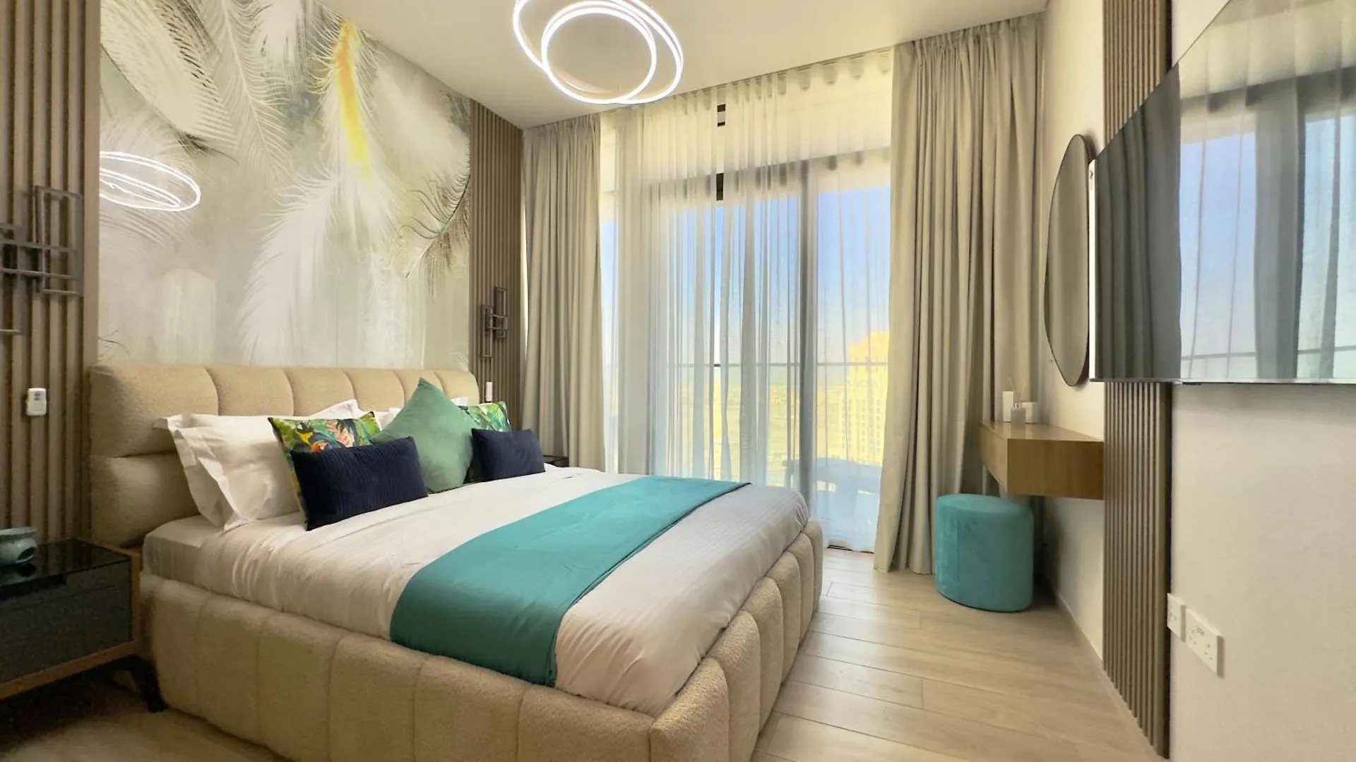 2Br Luxe High-Level Creek View In Palace Residence By Vibel Dubai